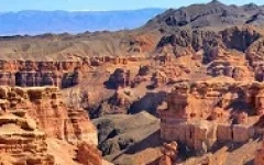 Тур на Чарынский каньон: «Долина замков» + «Куртогай»