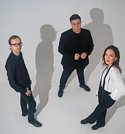 Art Collectors trio - Hidden Flame Art Collectors trio - Hidden Flame