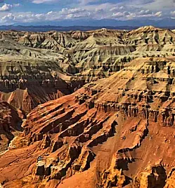 Национальный парк Алтын Эмель: горы Актау и Катутау