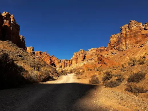 Тур на озера Кольсай, Каинды и Чарынский каньон