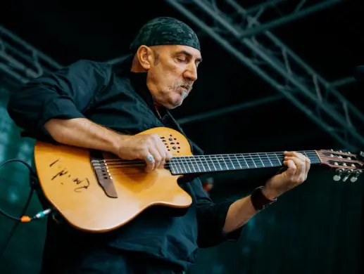 Pino Sanna — Новый год по-итальянски