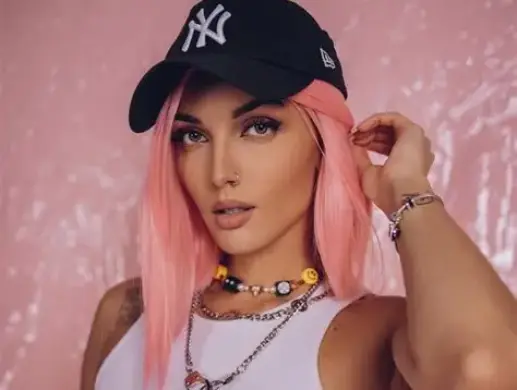 Mary Gu в Москве